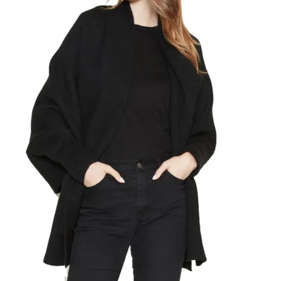 Look By M New York Wrap sweater with Sleeves. One Size - Picture 3 of 10